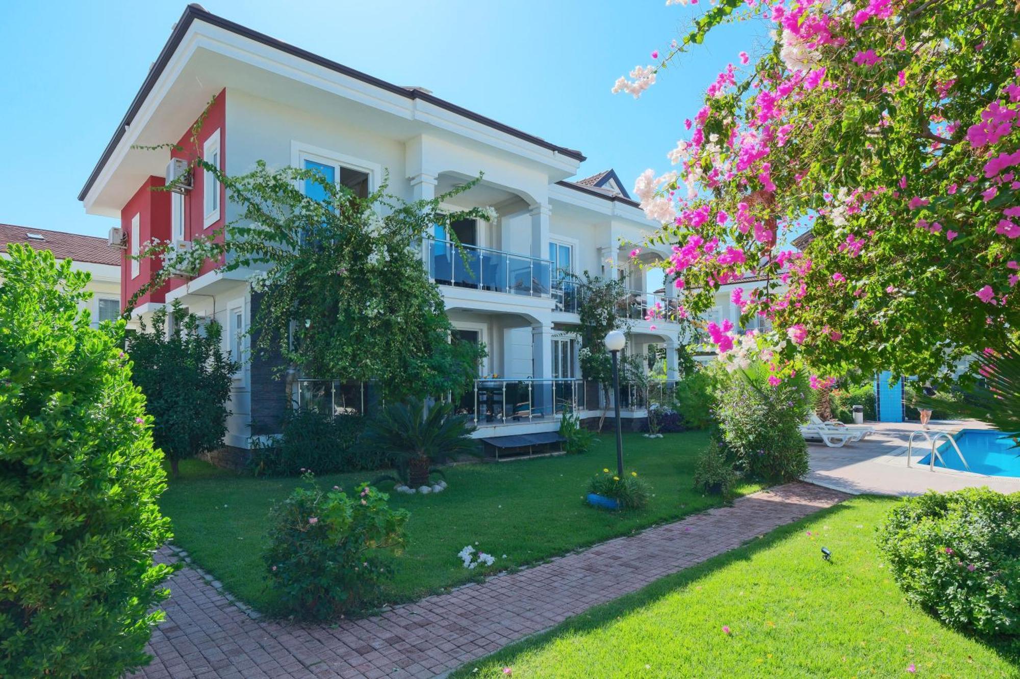 Legend Apartments Fethiye Esterno foto