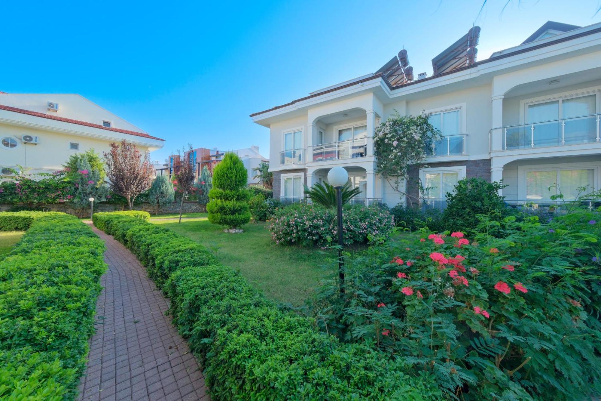 Legend Apartments Fethiye Esterno foto