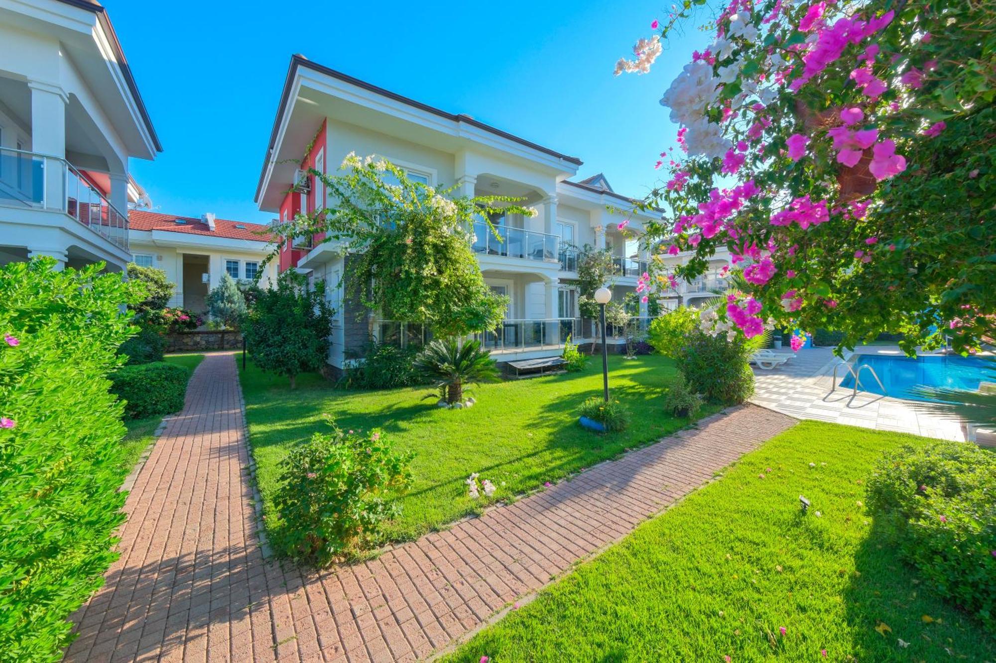 Legend Apartments Fethiye Esterno foto