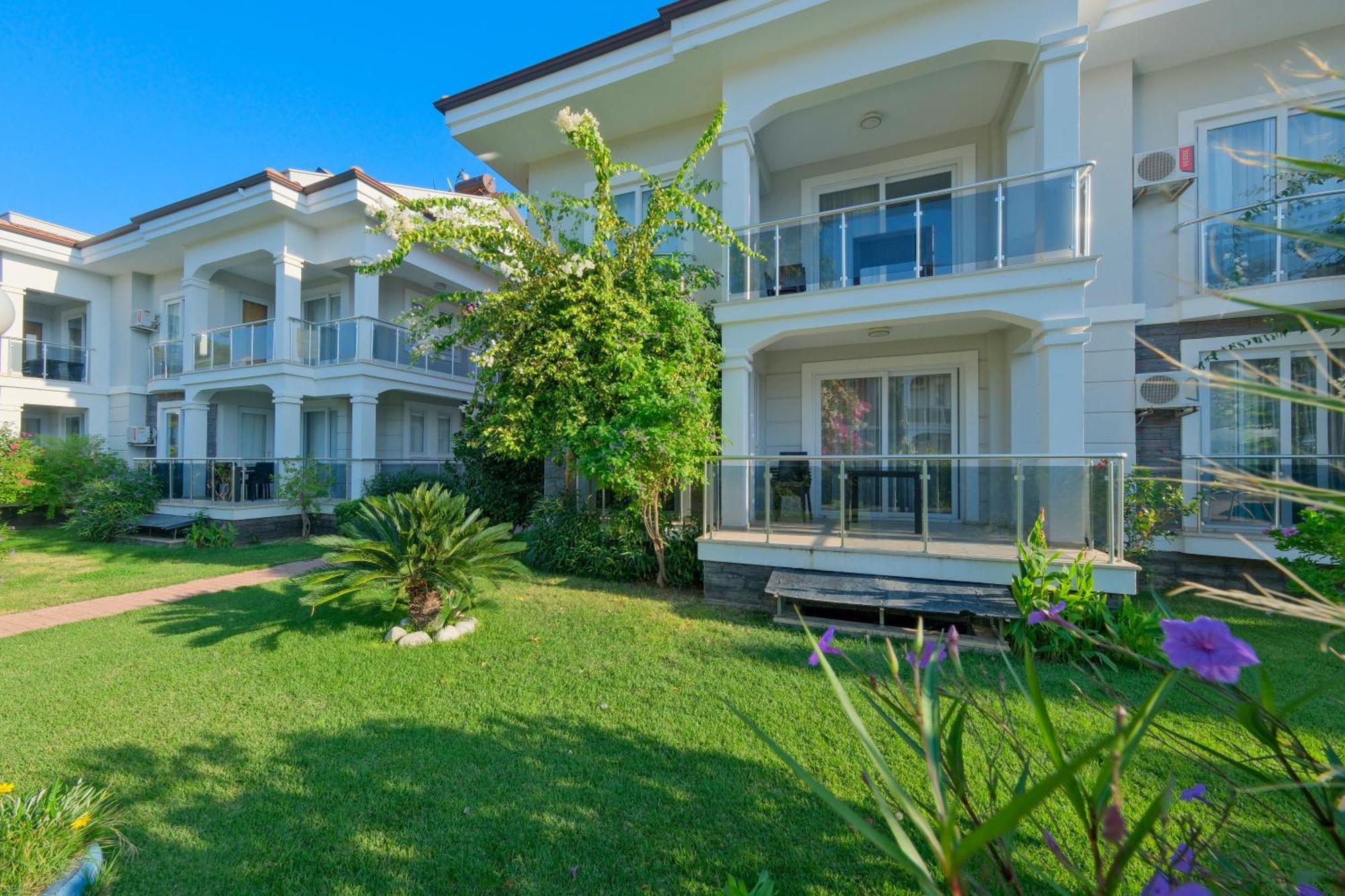 Legend Apartments Fethiye Esterno foto