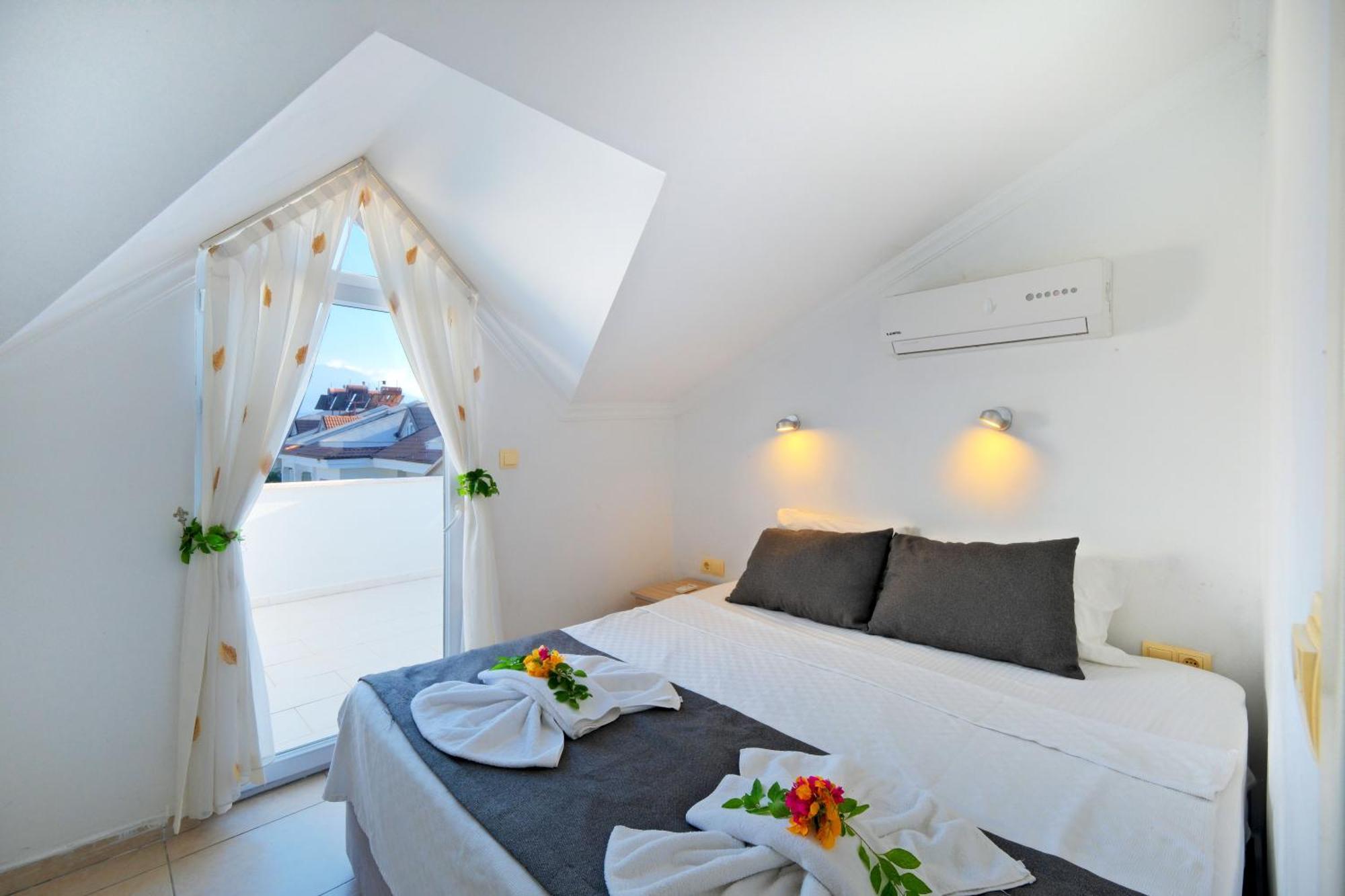 Legend Apartments Fethiye Esterno foto