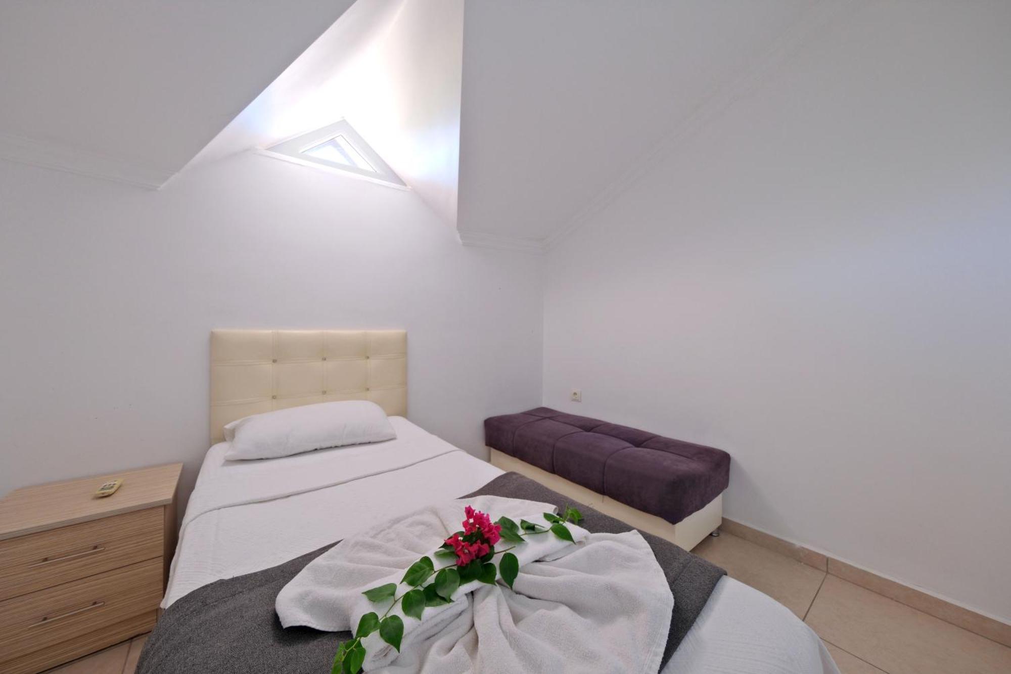Legend Apartments Fethiye Esterno foto